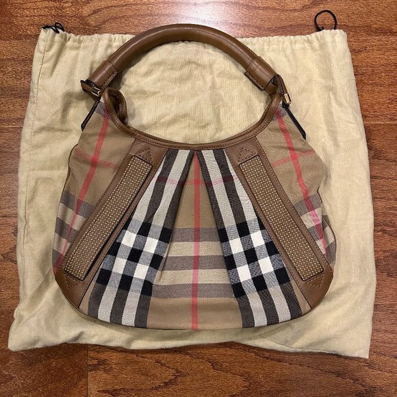 Burberry Phoebe Studded House Check Hobo Bag – New with tags - Picture 4 of 7